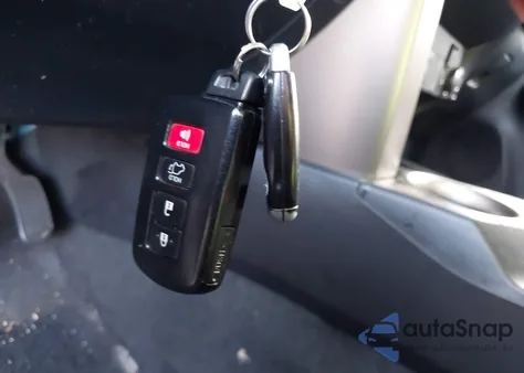 2013 Toyota Rav4 Limited z USA, uszkodzony, nr VIN JTMDFREVXDD000157